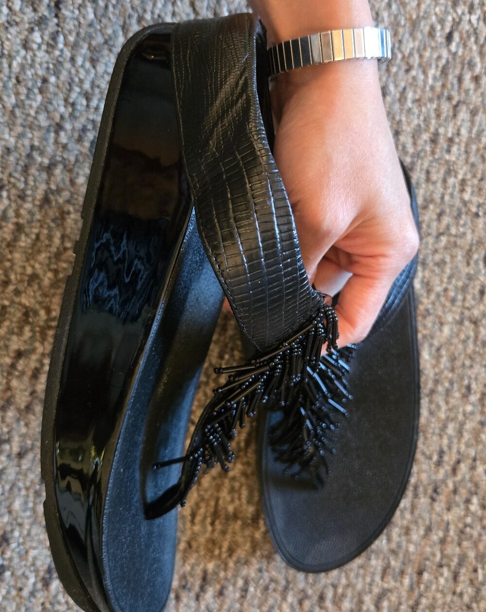 New FitFlop Black Beaded Fringe Thong Sandalsflop - Picture 2 of 3